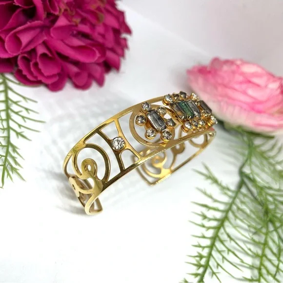 VINTAGE⚜️ORNATE Crystal Embellished Bangle Cuff Bracelet - Picture 3 of 10